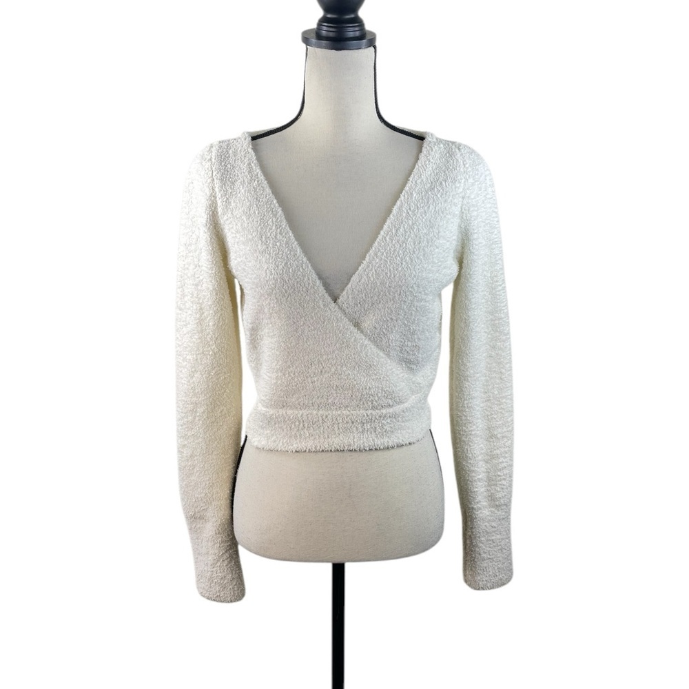 Daily Practice Crossover Front Long Sleevee Fuzzy Top Athleisure Coquette XS